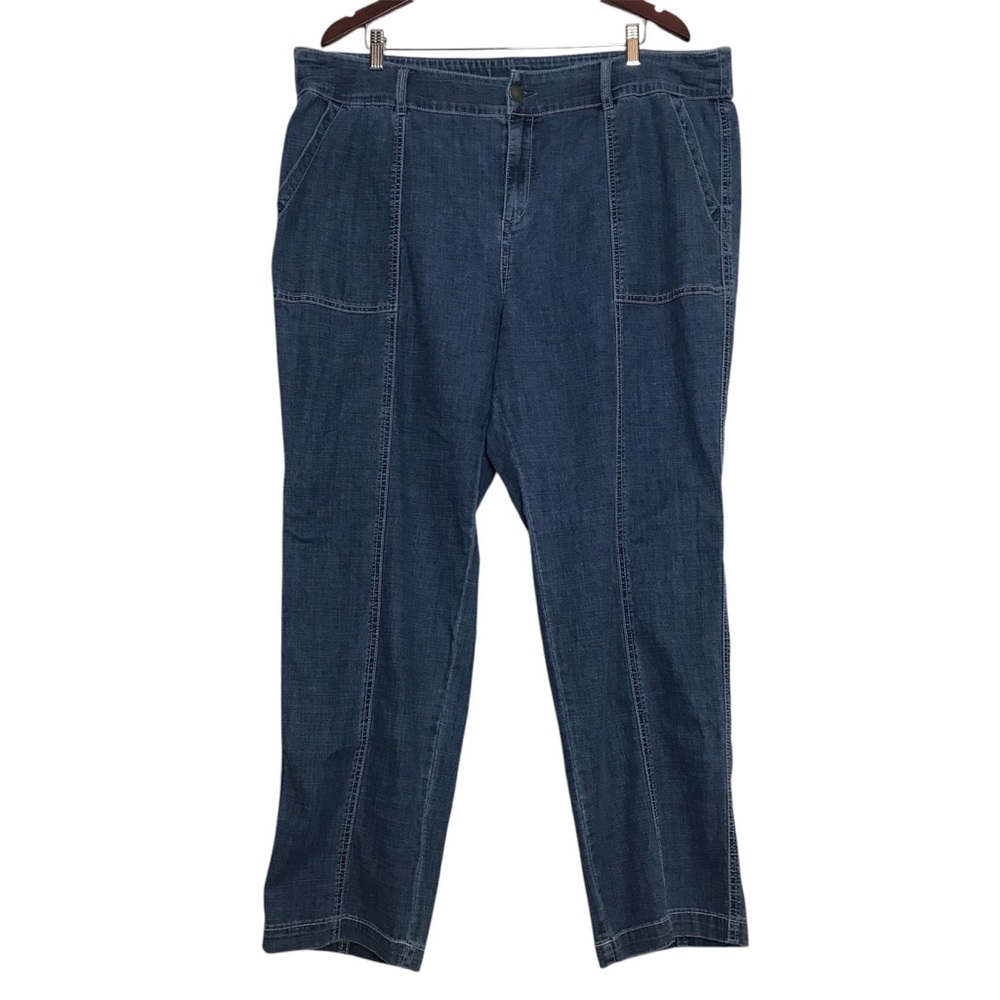Lane Bryant Blue Medium Wash Cropped Denim Capri Pants Womens Size 18 Casual